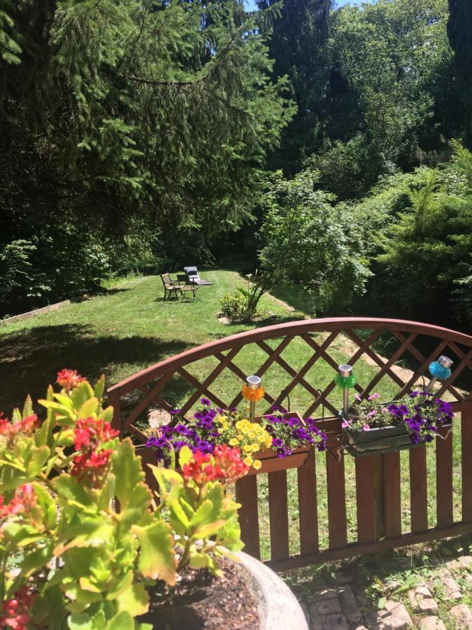 Domaine Du Moulin Vallée Heureuse Hotel 3*