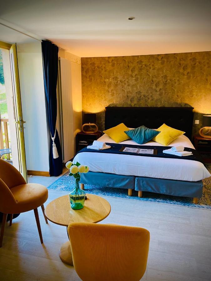 Domaine Du Moulin Vallée Heureuse Hotel
