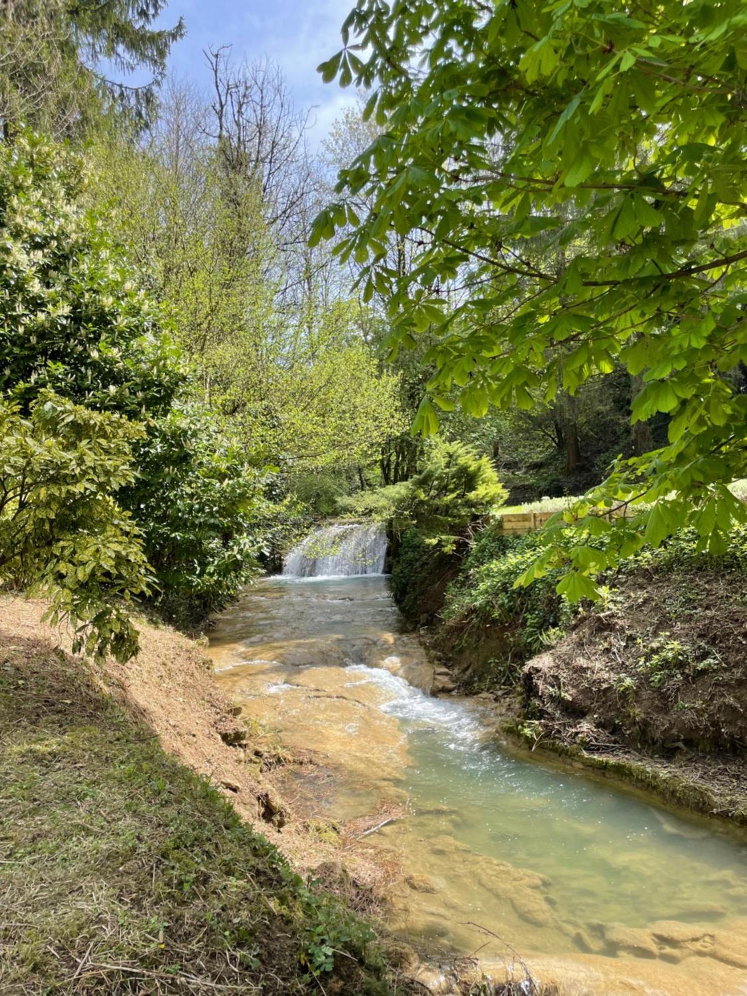 Domaine Du Moulin Vallée Heureuse Poligny (Jura)